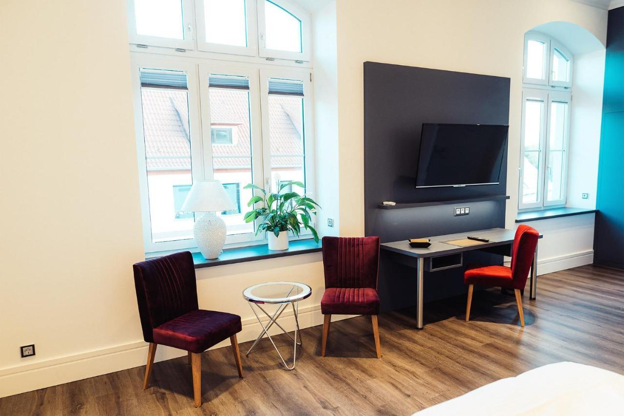 Hotel - Pension & Gaststaette "Alter Koenig" Hettstedt 외부 사진